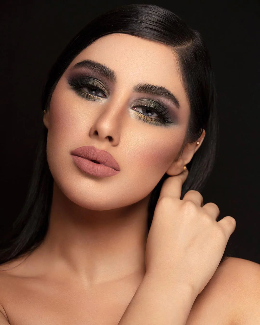 Ayn Noon Qaweya - Bold Eye Shadow